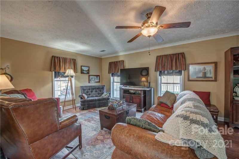 Property image 5 at 107 Cameron Drive, Kings Mountain, NC 28086