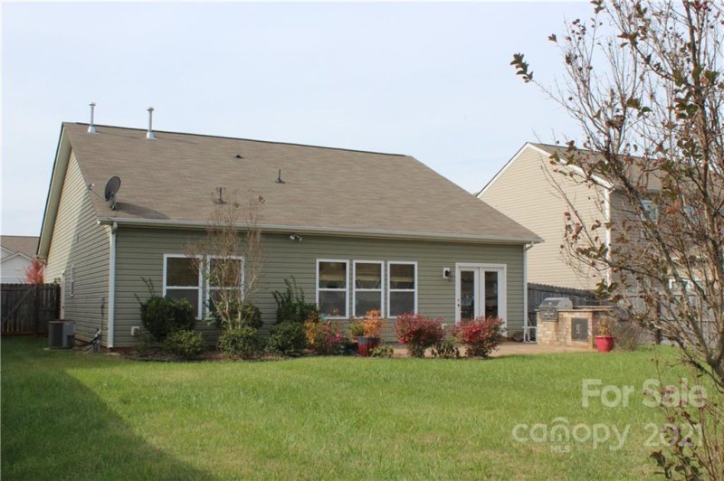 Property image 3 at 6930 Barefoot Forest Drive, Charlotte, NC 28269