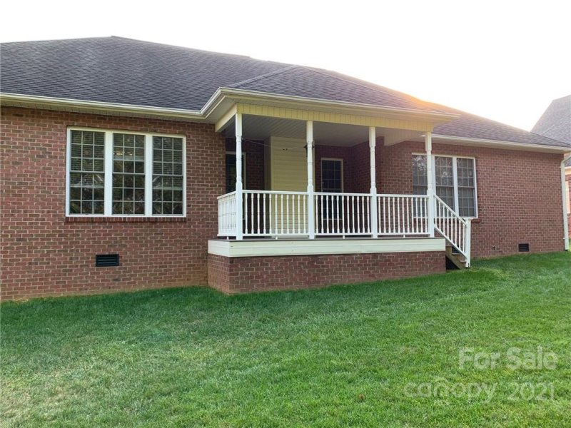 Property image 4 at 1769 31st Avenue Lane, Hickory, NC 28601