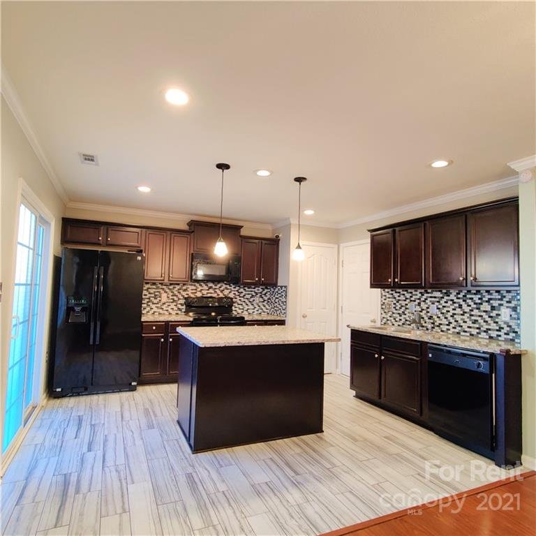 Property image 2 at 3727 Alexander Forest Drive, Charlotte, NC 28269