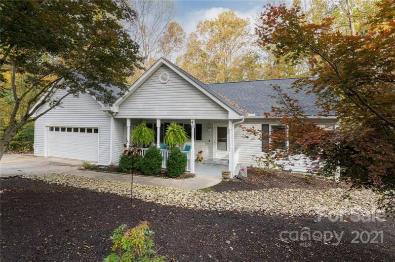 Property image 2 at 40 Spring Hill Circle, Arden, NC 28704