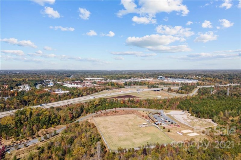 Property image 2 at 9330 Bellhaven Boulevard, Charlotte, NC 28214