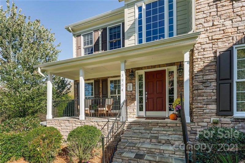 Property image 3 at 3904 Eastwind Cove Road, Denver, NC 28037