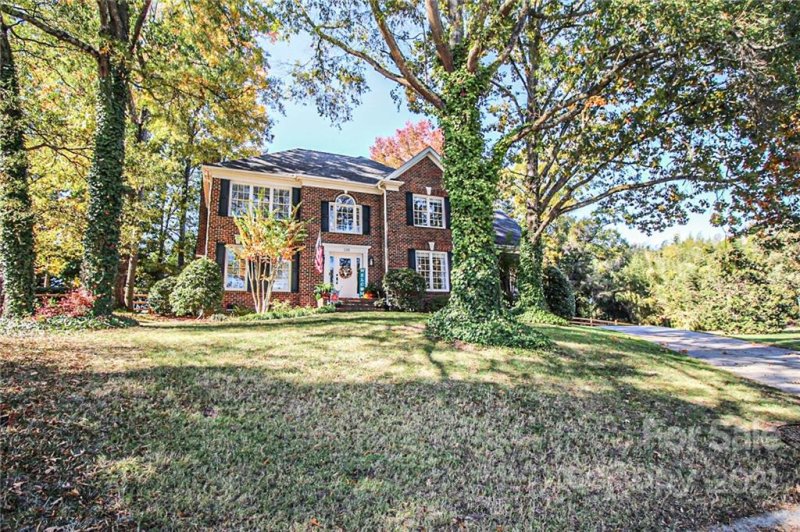 120 Fairwind Court