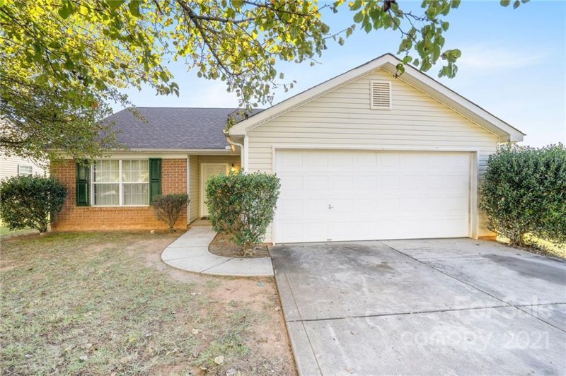 Property image 2 at 3931 Bitterroot Court, Charlotte, NC 28269