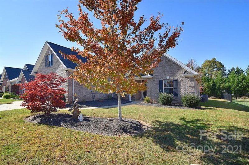 Property image 2 at 5214 Sustar Drive, Monroe, NC 28110