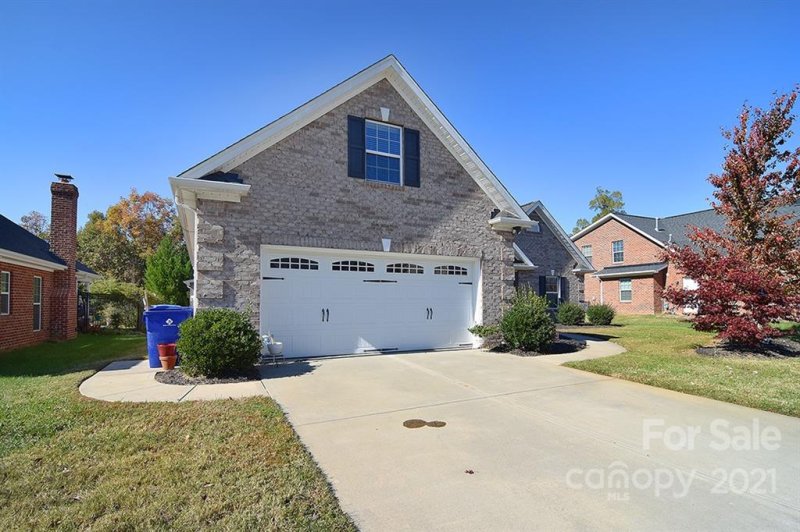 Property image 3 at 5214 Sustar Drive, Monroe, NC 28110