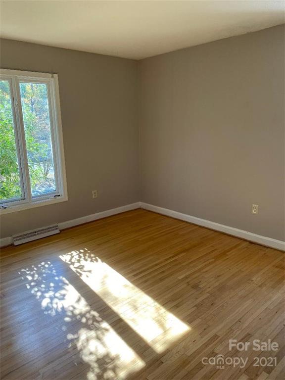 Property image 2 at 5913 Mcnair Road, Charlotte, NC 28212