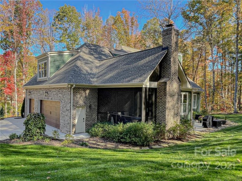 Property image 5 at 107 Canterbury Place Road, Mooresville, NC 28115