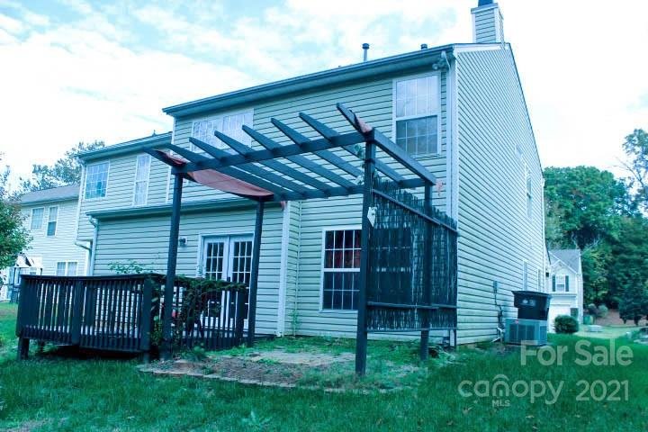 Property image 4 at 7017 Long Run Lane, Charlotte, NC 28216