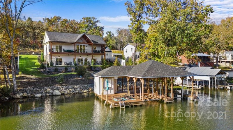 Property image 5 at 808 Berry Hill Drive, Norwood, NC 28128