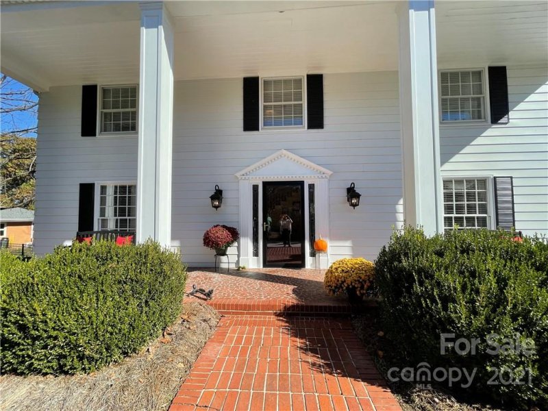 Property image 4 at 535 Winfield Boulevard, Concord, NC 28025