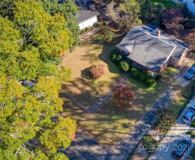 Property image 3 at 113 Placid Place, Charlotte, NC 28211