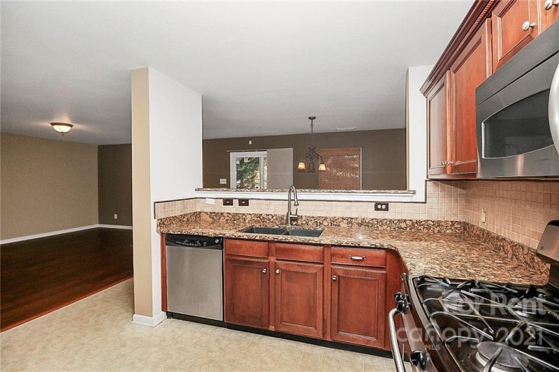 Property image 4 at 6446 Matlea Court, Charlotte, NC 28215