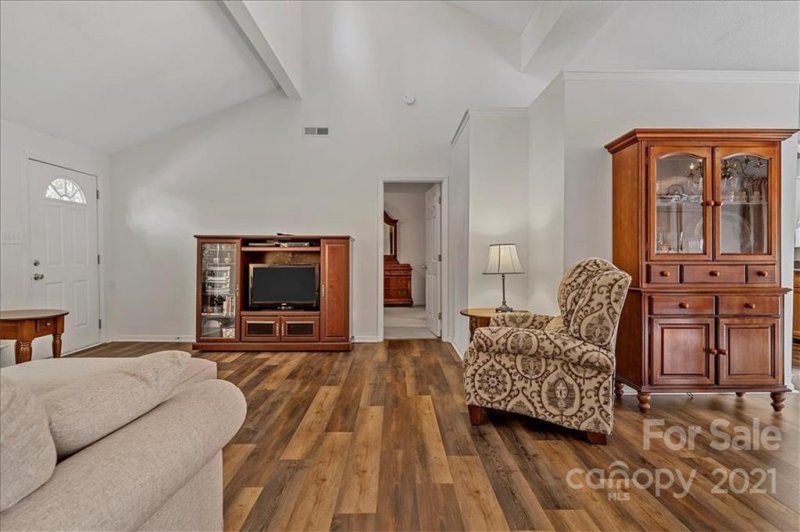 Property image 3 at 8326 Rittenhouse Circle, Charlotte, NC 28270