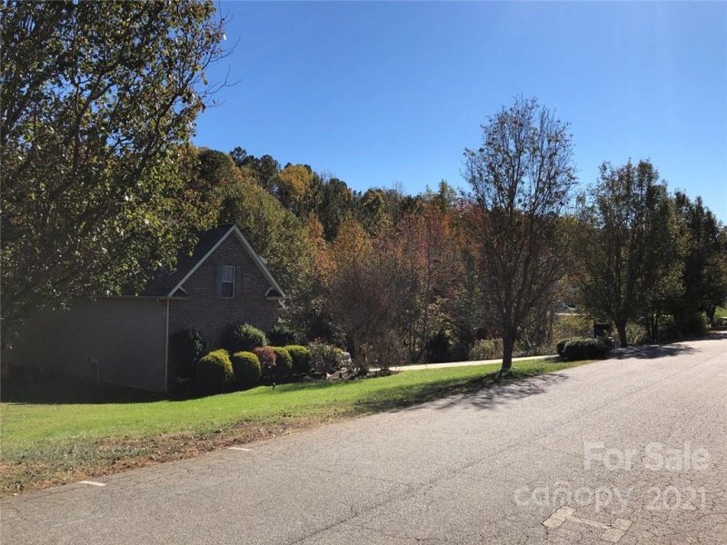Property image 3 at 1960 Jaya Drive, Sherrills Ford, NC 28673