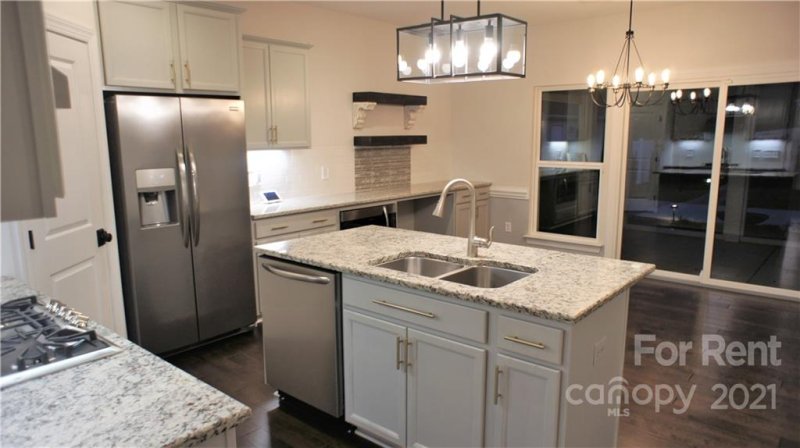 Property image 5 at 5208 Irving Drive, Charlotte, NC 28216