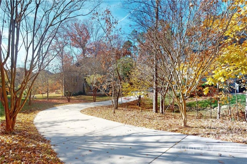 Property image 2 at 4101 Hoffmeister Drive, Waxhaw, NC 28173