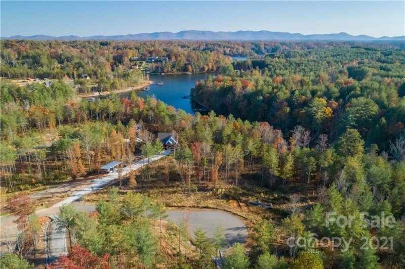 Property image 3 at 3107 Channel View Cove, Morganton, NC 28655