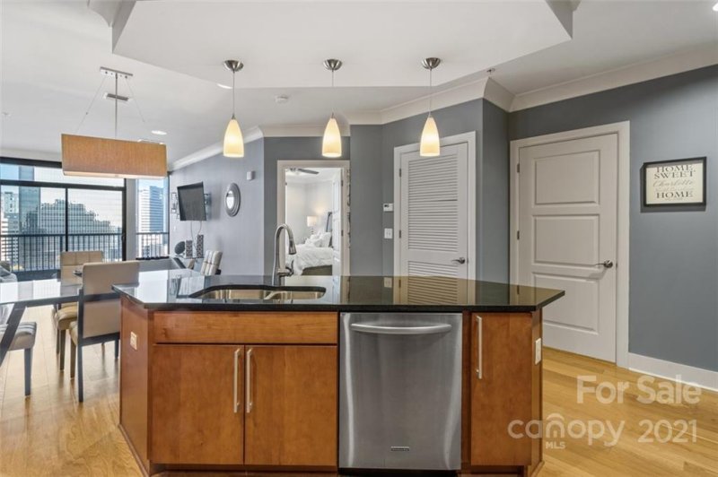 Property image 5 at 222 S Caldwell Street, Charlotte, NC 28202