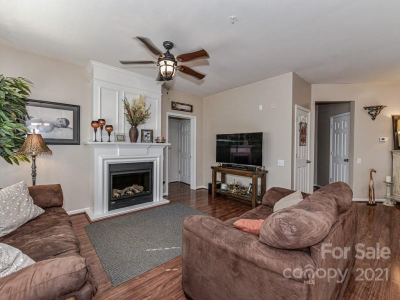 Property image 5 at 3228 Margellina Drive, Charlotte, NC 28210