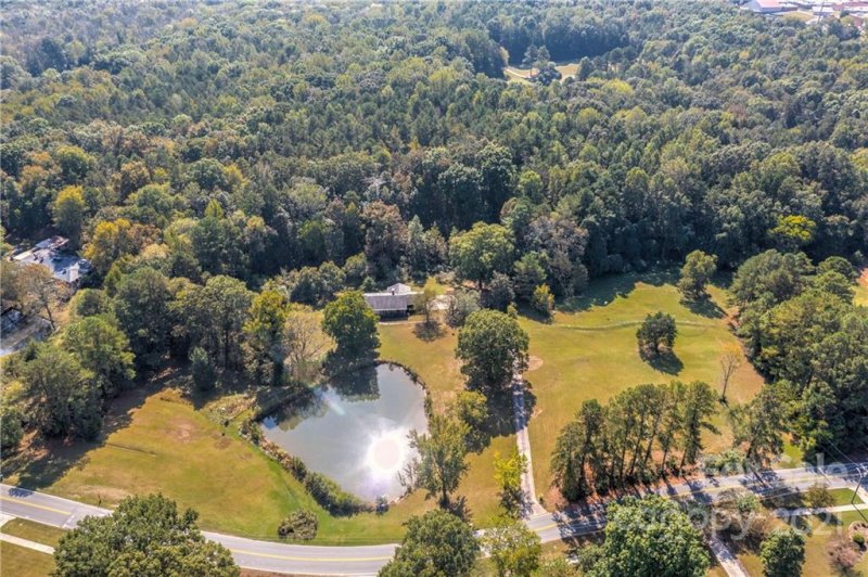 Property image 4 at 426 Boyce Road, Charlotte, NC 28211