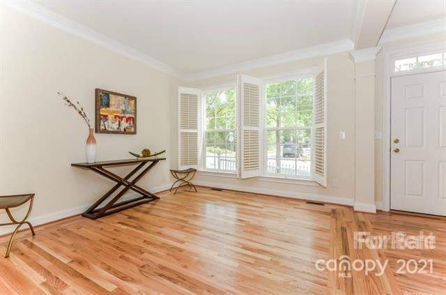 Property image 3 at 502 Faulkner Way, Davidson, NC 28036