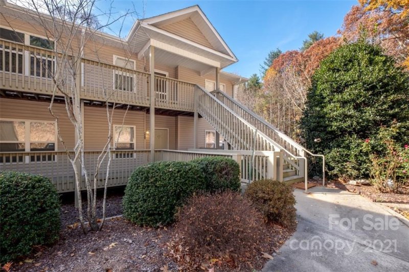 Property image 2 at 601 Carrington Place, Arden, NC 28704