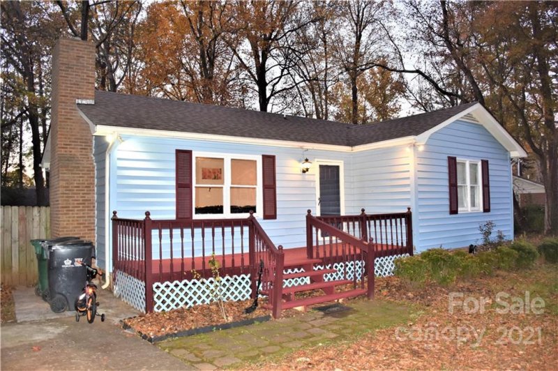 Property image 3 at 7002 Ware Road, Charlotte, NC 28212