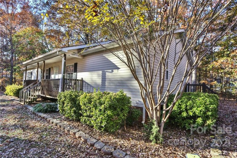 Property image 2 at 117 Valley Springs Drive, Olin, NC 28660