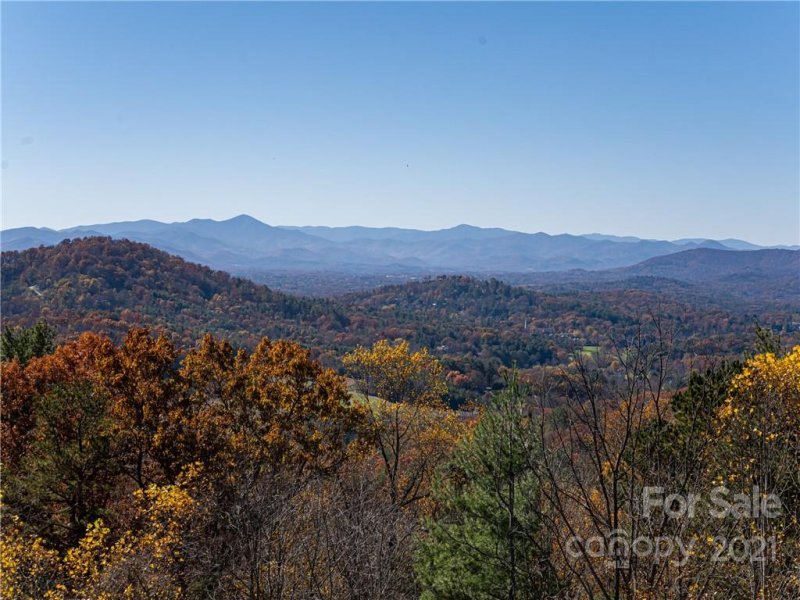 Property image 2 at 82 Stony Ridge, Asheville, NC 28804