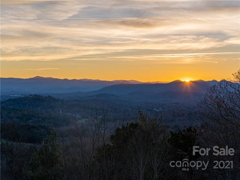 Property image 3 at 82 Stony Ridge, Asheville, NC 28804