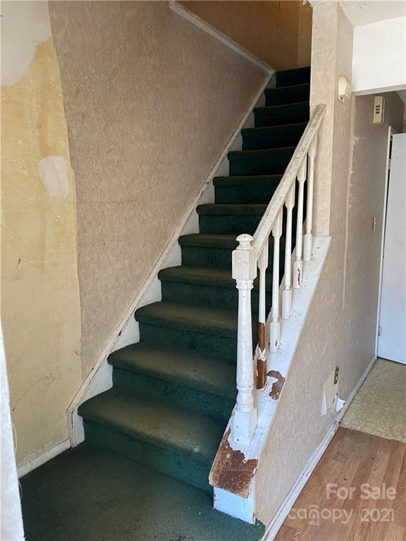 Property image 2 at 7604 Holly Grove Court, Charlotte, NC 28227