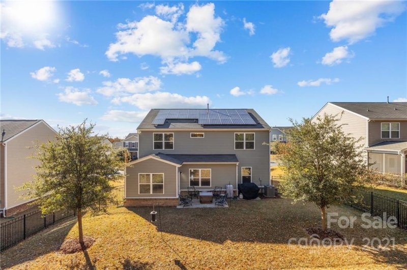 Property image 4 at 480 Twelve Oaks Lane, Fort Mill, SC 29708