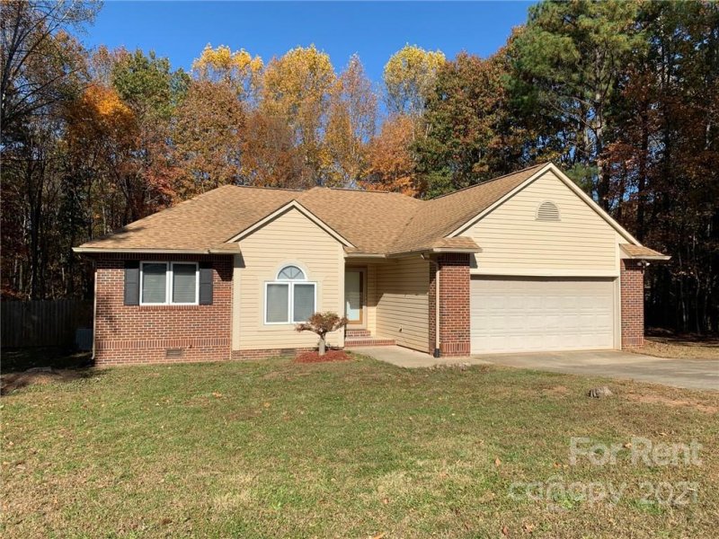 Property image 2 at 110 Wood Thrush Lane, Mooresville, NC 28117