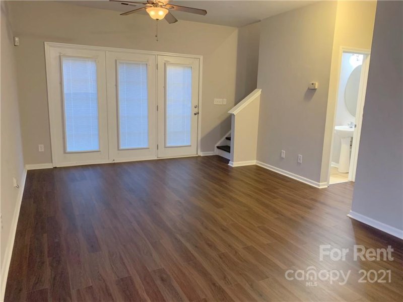 Property image 2 at 2726 Avalon Loop Road, Charlotte, NC 28269