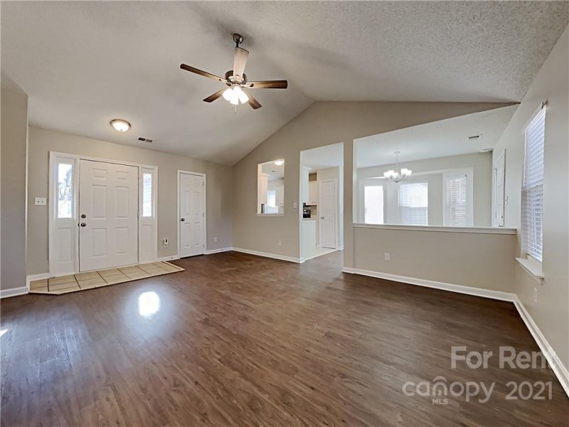 Property image 3 at 9200 Kimmel Lane, Charlotte, NC 28216