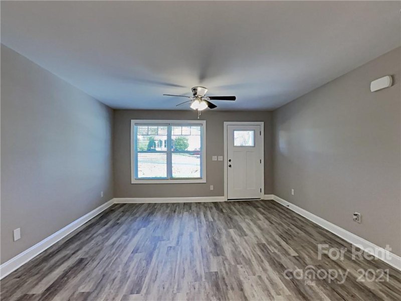 Property image 2 at 28 Willowbrook Drive, Concord, NC 28027