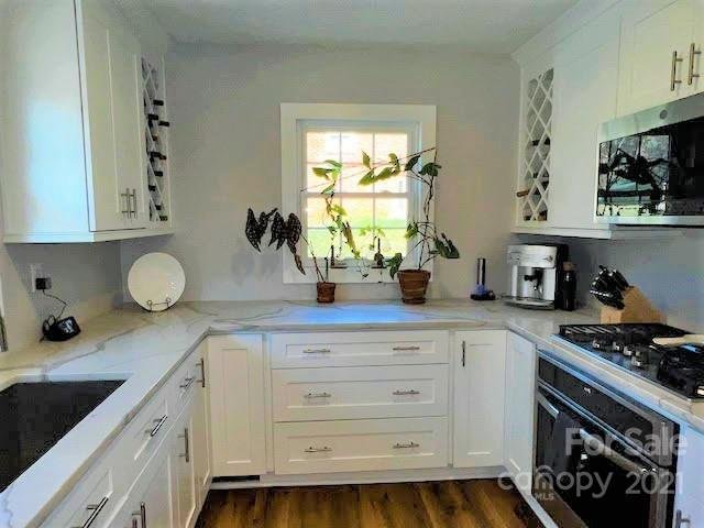 Property image 3 at 208 Point Circle, Belmont, NC 28012