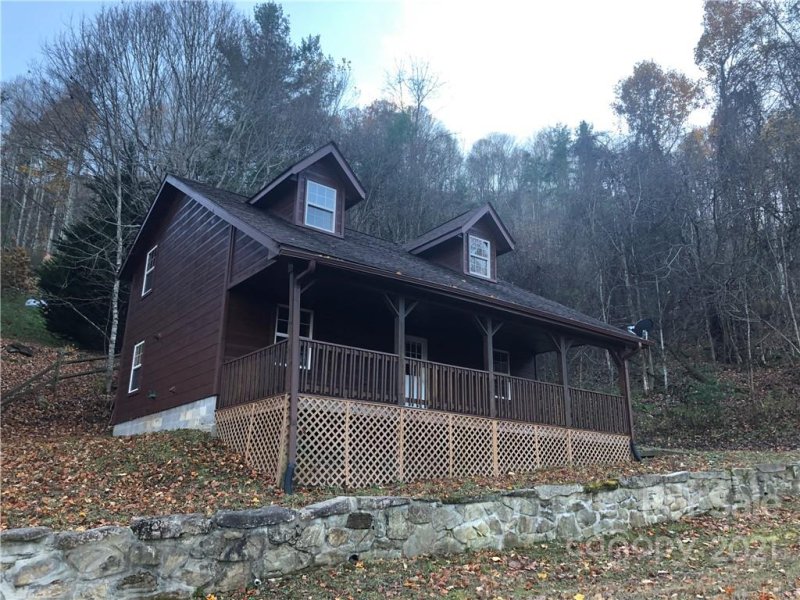 Property image 4 at 95 Lasso Lane, Waynesville, NC 28785