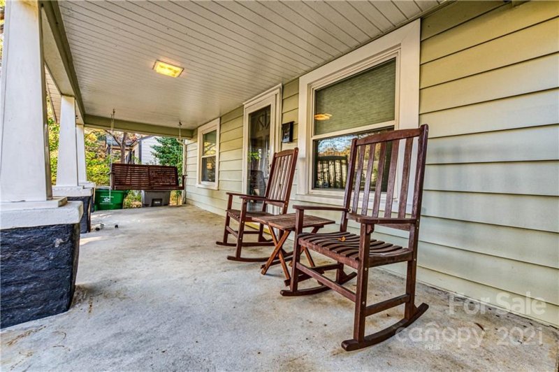 Property image 2 at 1600 E 35th Street, Charlotte, NC 28205