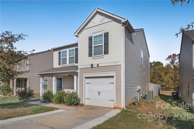 Property image 2 at 6710 Nathan Drive, Charlotte, NC 28269