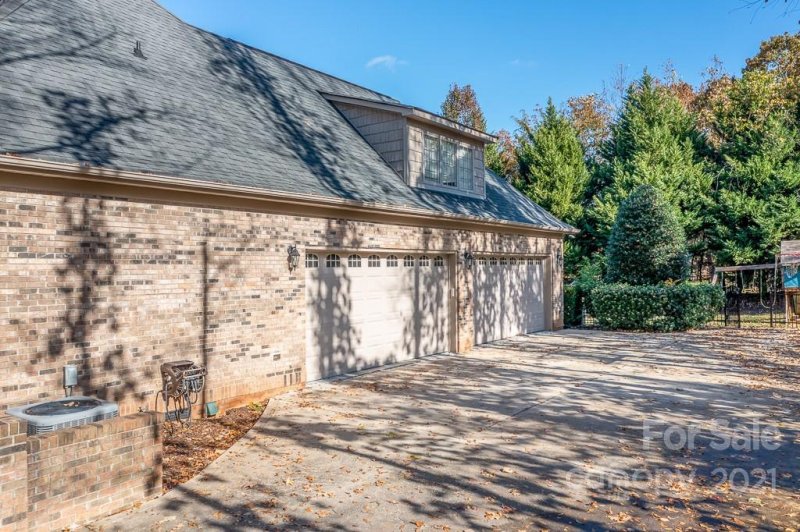 Property image 5 at 8108 Bayview Lane, Belmont, NC 28012