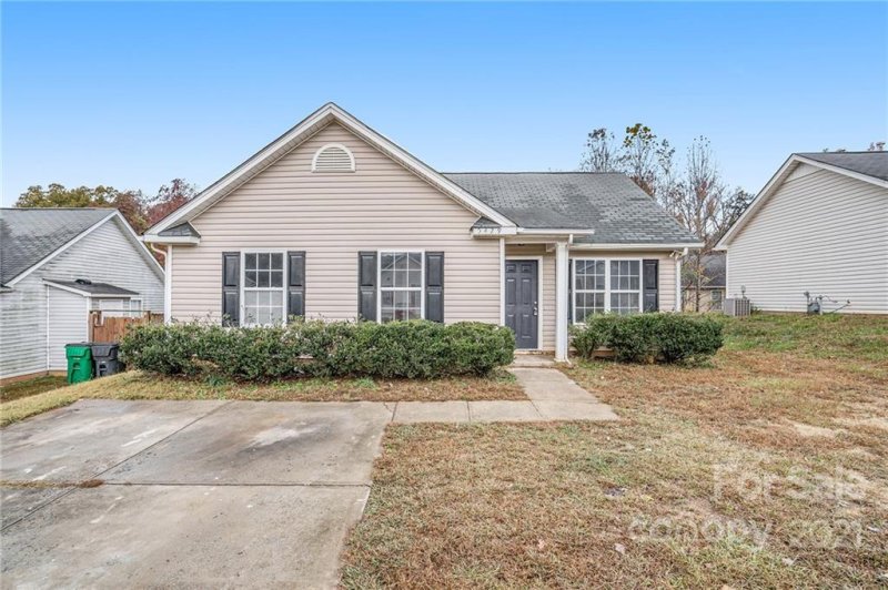 Property image 2 at 5429 Morning Breeze Lane, Charlotte, NC 28208
