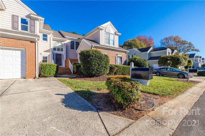 Property image 2 at 4709 Morning Dew Court, Charlotte, NC 28269