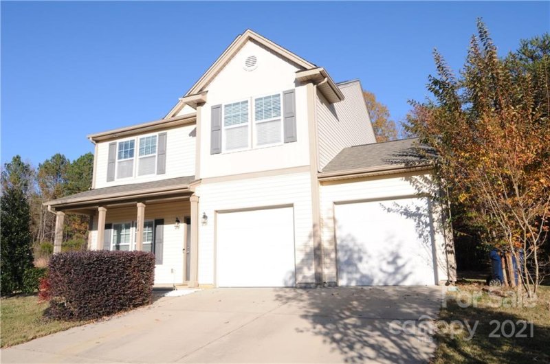 Property image 3 at 5004 Sandis Court, Mount Holly, NC 28120