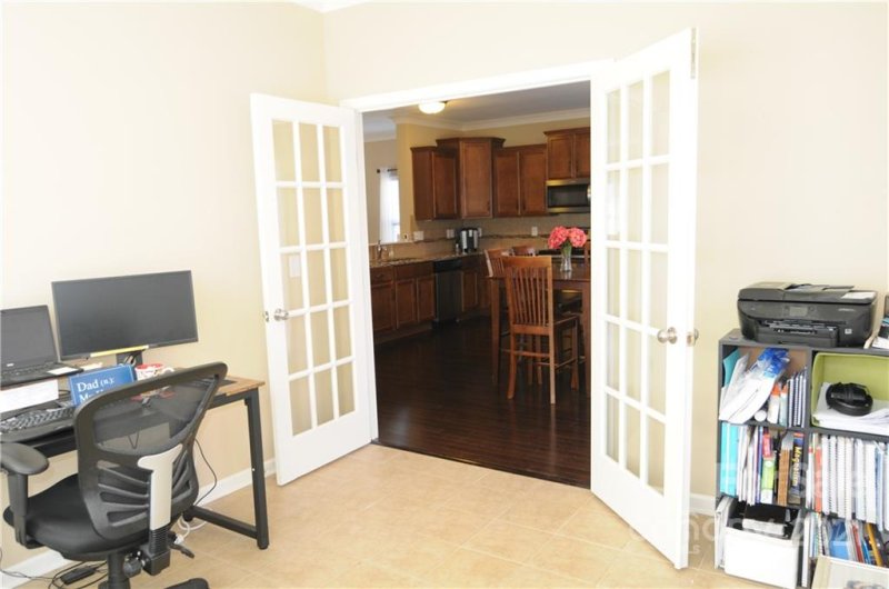 Property image 5 at 5004 Sandis Court, Mount Holly, NC 28120