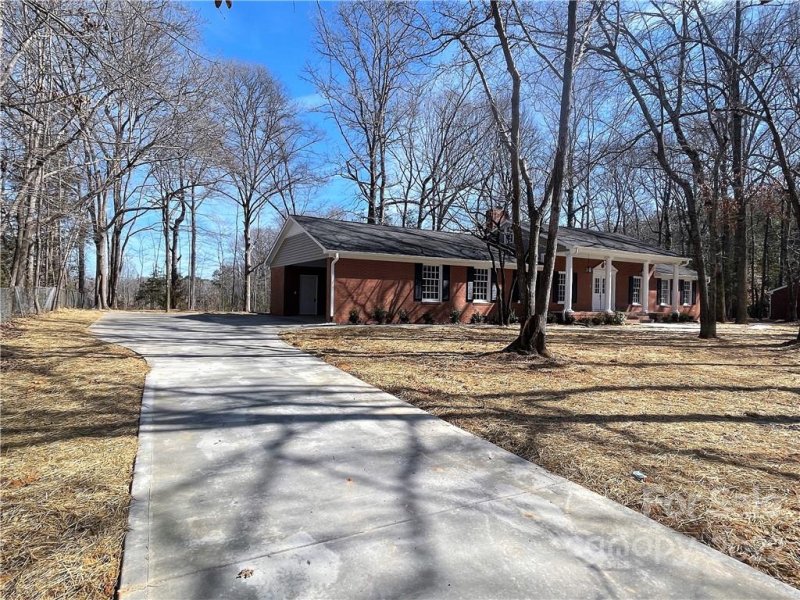Property image 4 at 1414 Clark Place, Lancaster, SC 29720