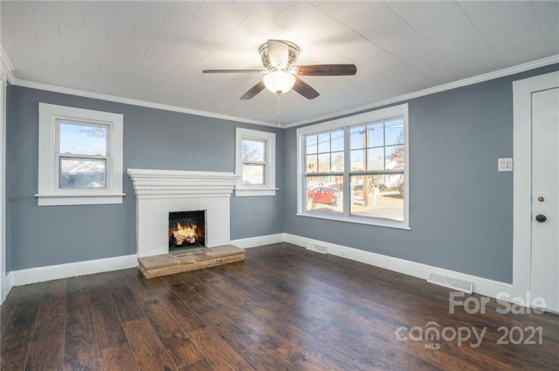 Property image 3 at 803 Walker Street, Kannapolis, NC 28081