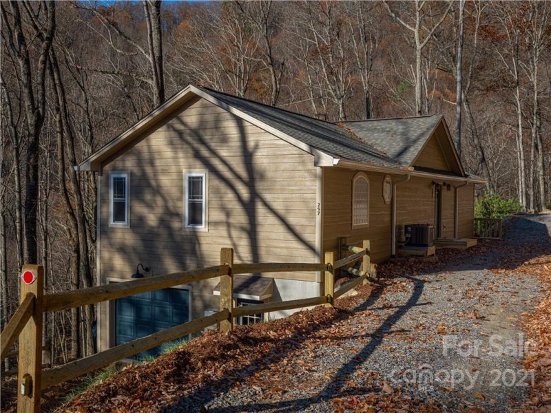 Property image 4 at 297 Triple Creek Drive, Clyde, NC 28721